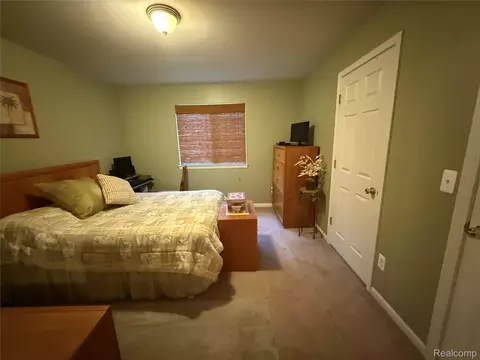 Bedroom - 488 Windy Blf, Flushing, MI 48433 photo 1 of 6