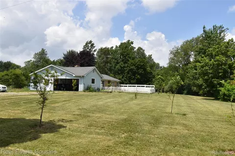 2247 Johnson Mill Rd, Deerfield, MI 48461