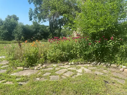 Exterior - 1285 S Cummings Rd, Davison, MI 48423 photo 22 of 23