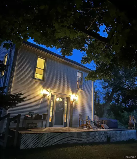 Exterior - 1285 S Cummings Rd, Davison, MI 48423 photo 2 of 23