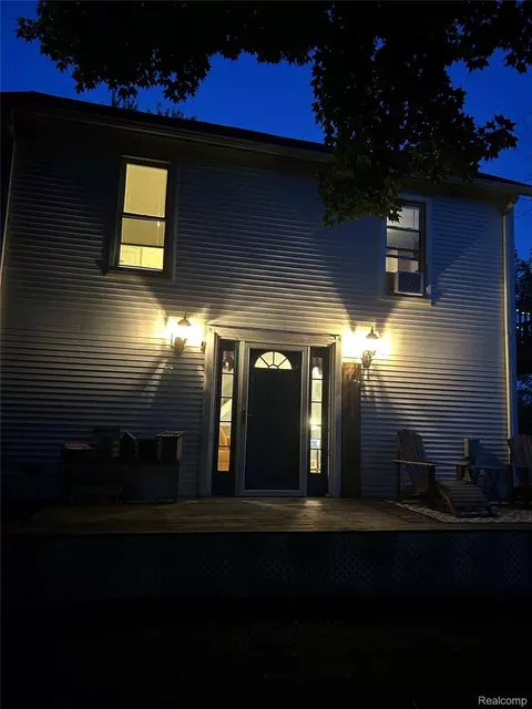Exterior - 1285 S Cummings Rd, Davison, MI 48423 photo 12 of 23