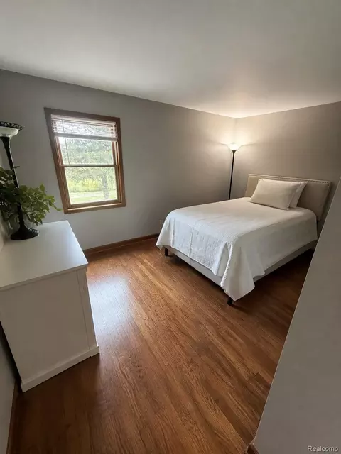 Bedroom - 12601 Angle Rd, Bath, MI 48808 photo 1 of 3