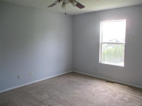 33443 Paoletti, Fraser, MI 48026 photo 13