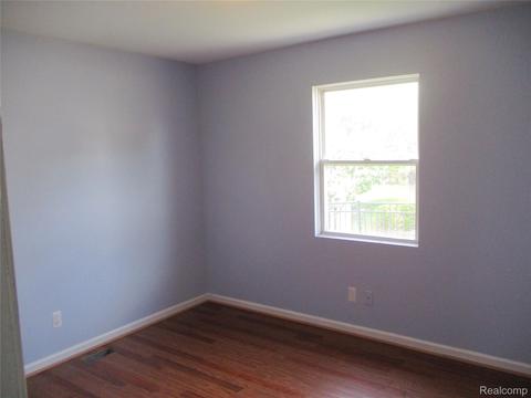 33443 Paoletti, Fraser, MI 48026 photo 7