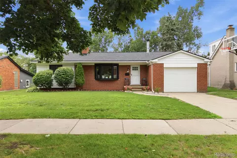 595 Byron St, Plymouth, MI 48170