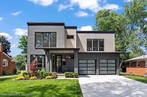 1673 Hazel St, Birmingham, MI 48009