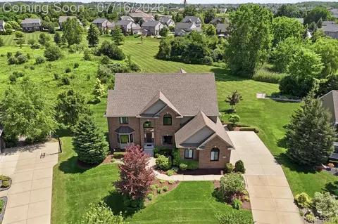 23782 Prescott Ln E, Lyon, MI 48178