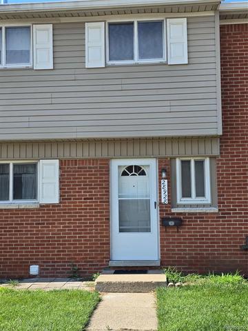 28928 Manchester St, Westland, MI 48185