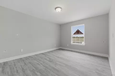 2281 Baltimore, Davison, MI 48423 photo 4