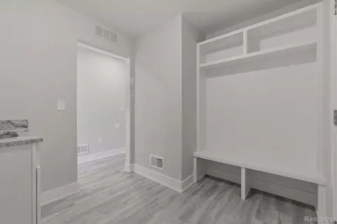 2281 Baltimore, Davison, MI 48423 photo 21