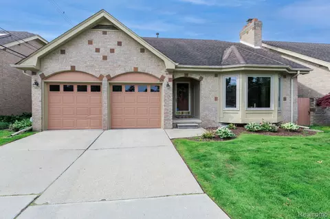 22560 Van St, Saint Clair Shores, MI 48081