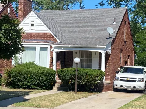 18250 Washburn St, Detroit, MI 48221