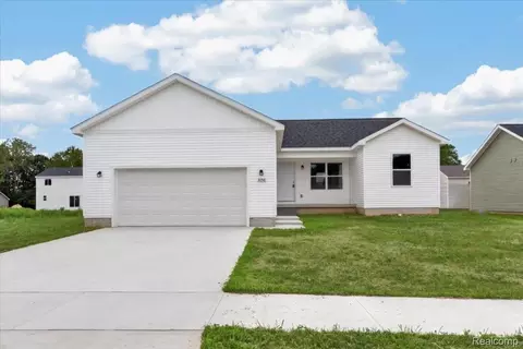 3156 Daisy Way, Burton, MI 48519