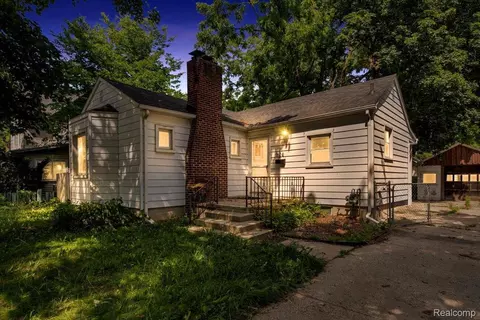 624 N Prospect Rd, Ypsilanti, MI 48198