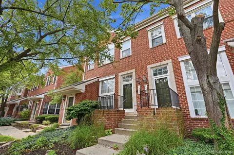 1322 S Main St, Royal Oak, MI 48067
