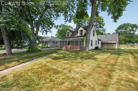 28504 7 Mile Rd, Livonia, MI 48152