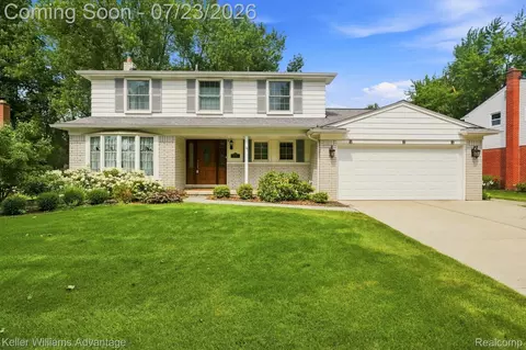 15765 Portis Rd, Northville, MI 48168