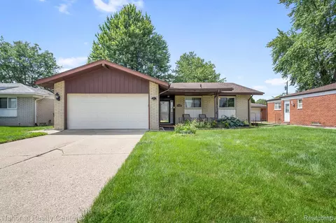 12156 Corvair Dr, Sterling Heights, MI 48312