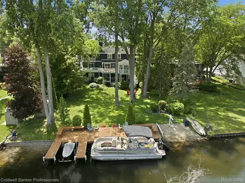 View/Area - 3410 Benstein Rd, Commerce, MI 48382 photo 1 of 2