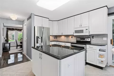 Kitchen - 3410 Benstein Rd, Commerce, MI 48382 photo 1 of 3