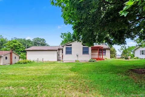 Exterior - 136 Endicott Dr, Oceola, MI 48843 photo 1 of 1