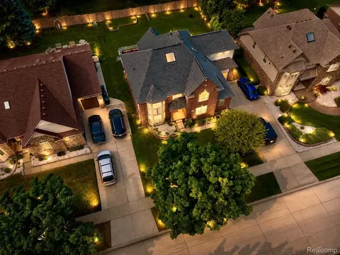 4493 Saint Albans Dr, Sterling Heights, MI 48314
