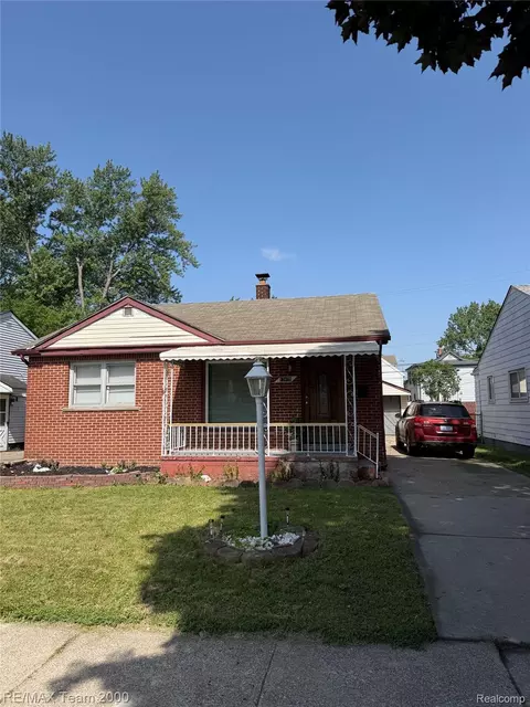 17475 Prospect St, Melvindale, MI 48122