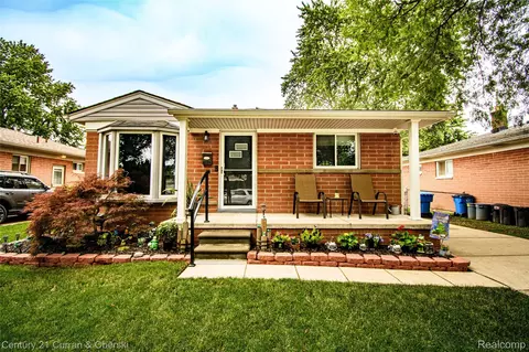 4209 Pardee Ave, Dearborn Heights, MI 48125