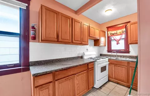 Kitchen - 9506 Charest St, Hamtramck, MI 48212 photo 1 of 1