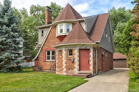 1018 Kensington Ave, Flint, MI 48503