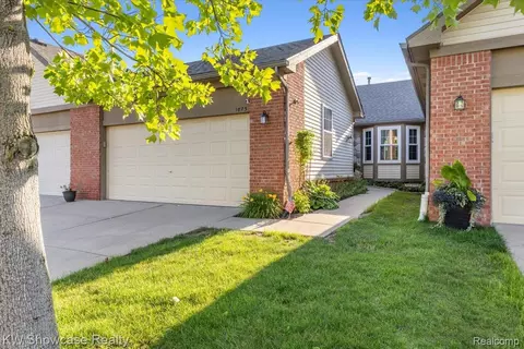 1873 N Kenwyck Dr, Superior, MI 48198