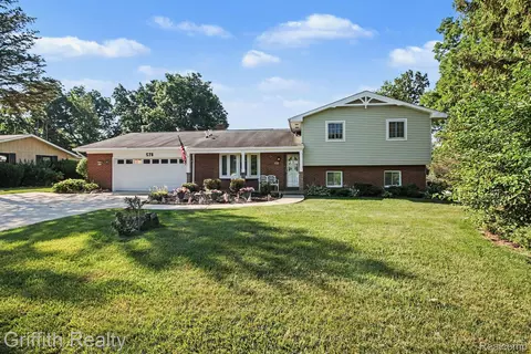 578 E Coon Lake Rd, Marion, MI 48843