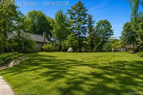 507 Randolph St, Northville, MI 48167