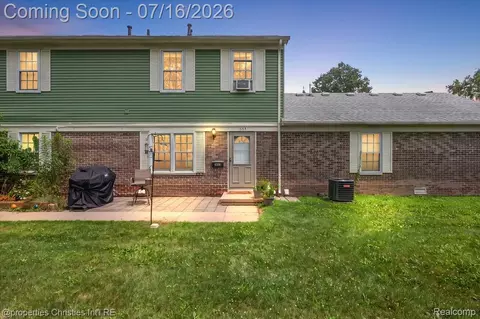 1663 Wingate Blvd, Ypsilanti, MI 48198