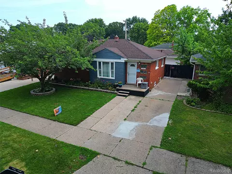 18785 Dale Ave, Allen Park, MI 48101
