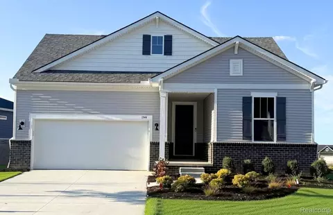 1944 Marigold Way, Milford, MI 48381