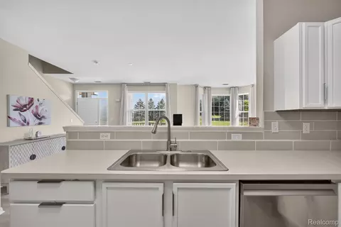 Kitchen - 4412 Aster Blvd, Genoa, MI 48843 photo 4 of 4