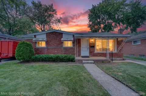27659 Palmer Ln, Madison Heights, MI 48071
