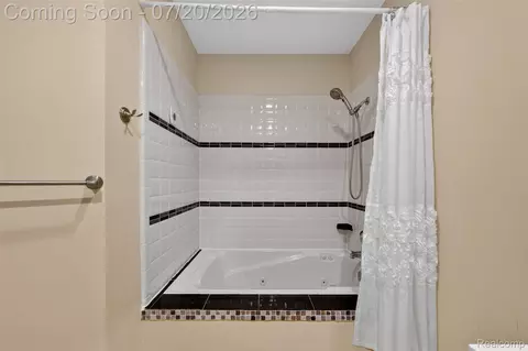 8516 Thendara Blvd, Independence, MI 48348 photo 39