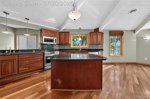 8516 Thendara Blvd, Independence, MI 48348 photo 16