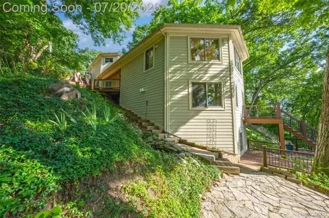 8516 Thendara Blvd, Independence, MI 48348 photo 4