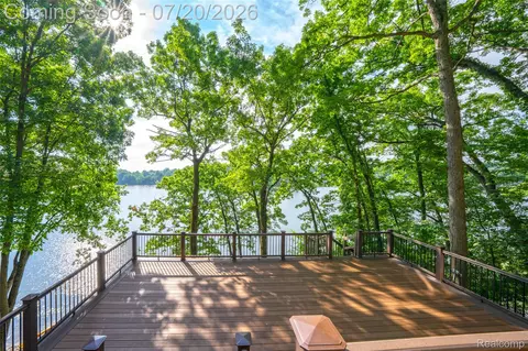 8516 Thendara Blvd, Independence, MI 48348 photo 9