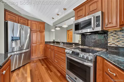 8516 Thendara Blvd, Independence, MI 48348 photo 23