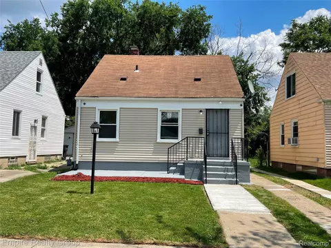 11696 Fielding St, Detroit, MI 48228