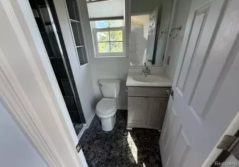 Bath - 88 Champlain Blvd, Marion, MI 48843 photo 1 of 2