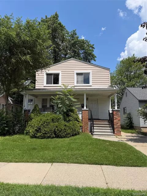 317 E Maplehurst St E, Ferndale, MI 48220 photo 1