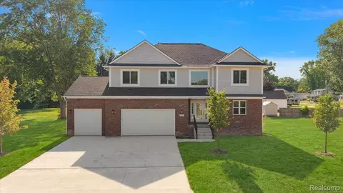 47515 Vanker Ave, Shelby Township, MI 48317