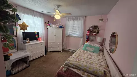 Bedroom - 2201 Maple Grove Rd, Rives, MI 49201 photo 2 of 3