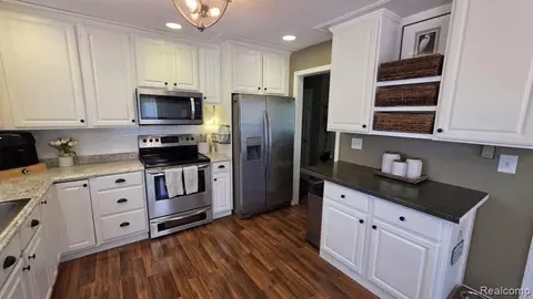 Kitchen - 2201 Maple Grove Rd, Rives, MI 49201 photo 1 of 2