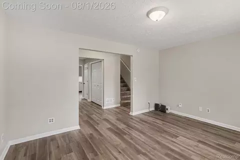 Living - 1253 Harper Rd, Alaiedon, MI 48854 photo 6 of 6